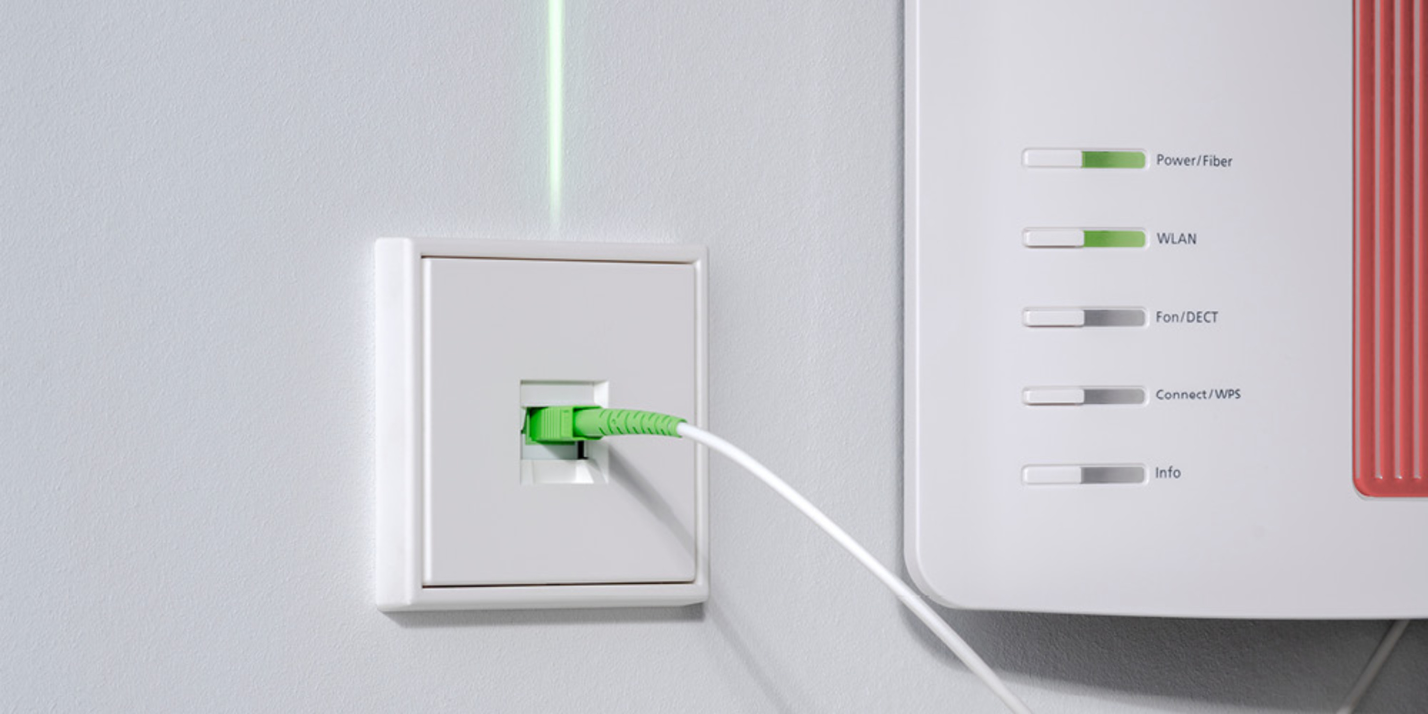 Die neuen Glasfaser-Anschlussdosen bei Novus Elektrotechnik GmbH in Schöneck